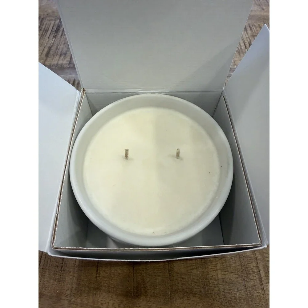 Retro Style Farm Christmas Scented‎ Candle Organic Valley Candle NIB